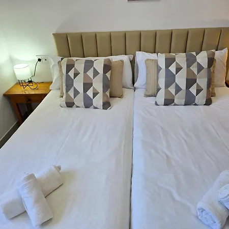 Arena Paradise By Helloapartments * Puerto de Santiago (Tenerife)