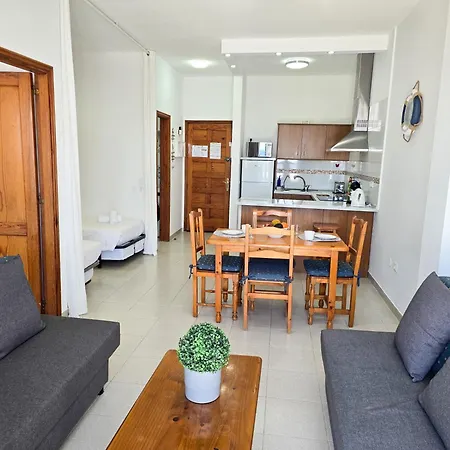 Arena Paradise By Helloapartments Apartment